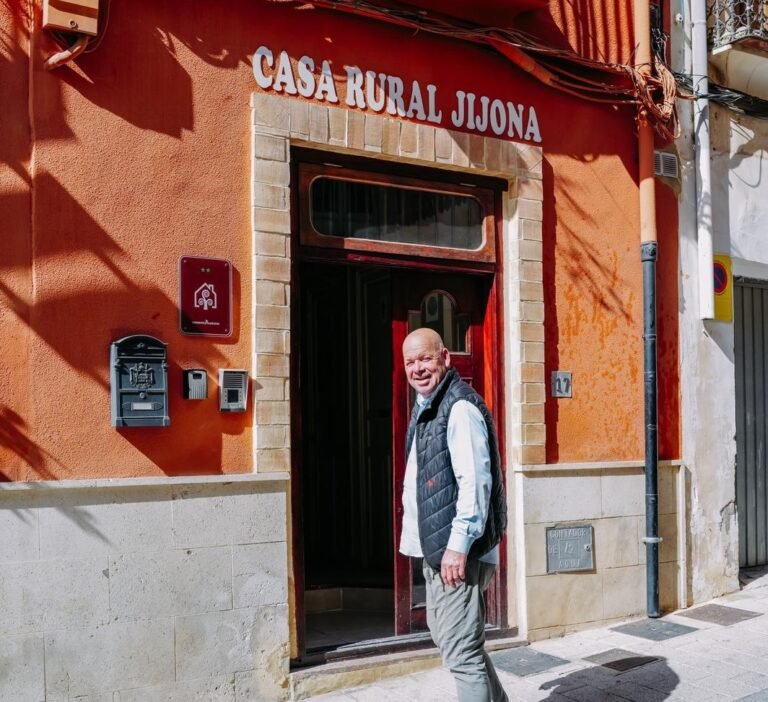 Casa Rural Jjijona - Jean-Paul - B&B Vol Liefde
