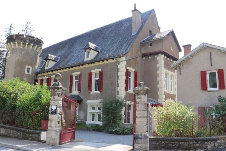 Chateau de Viviez - Illya - B&B Vol Liefde